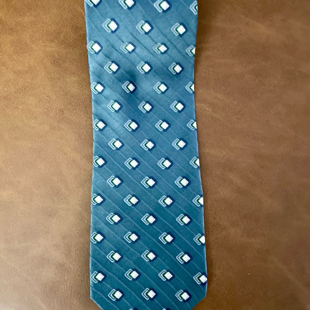 Perry Ellis Geometric Blue Tie